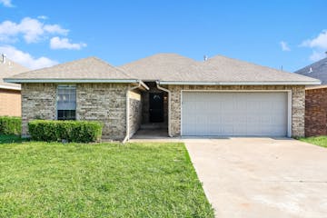 836 NW 111TH ST OKLAHOMA CITY, OK 73114